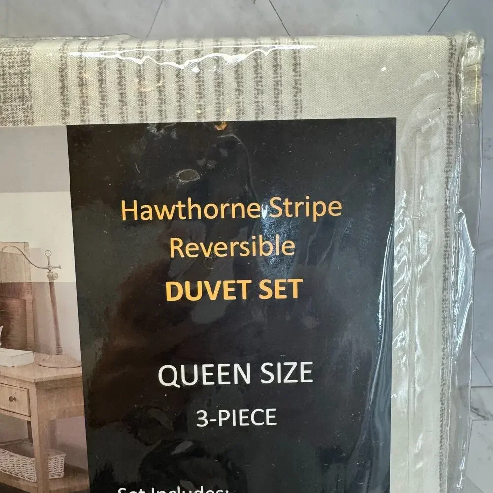 NEW Thomasville Luxury Bedding Queen Duvet Set Hawthorne Stripe Reversible 3 Pc